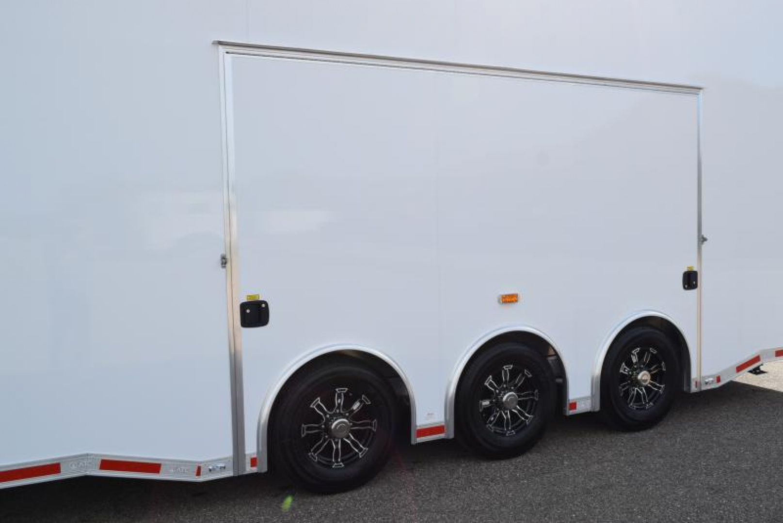 New ATC 8.5x24' ROM 800 STACKER RACE HAULER