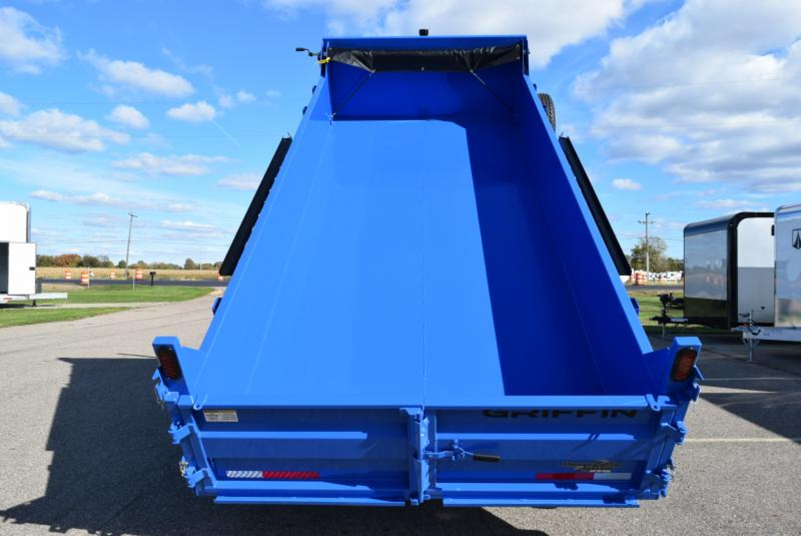 New GRIFFIN 7x16 GOOSENECK DUMP TRAILER w/ TELESCOPING CYLINDER