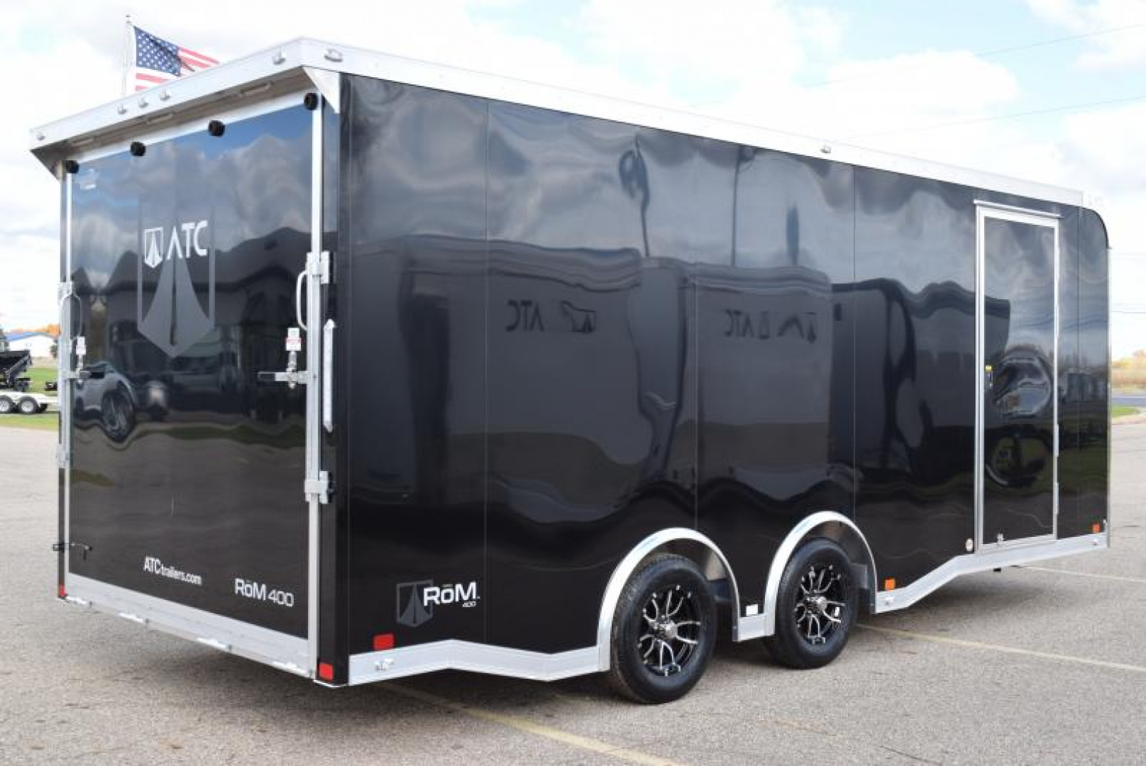 New ATC 8.5x20' ROM 400 CAR HAULER w/ PREMIUM ESCAPE DOOR
