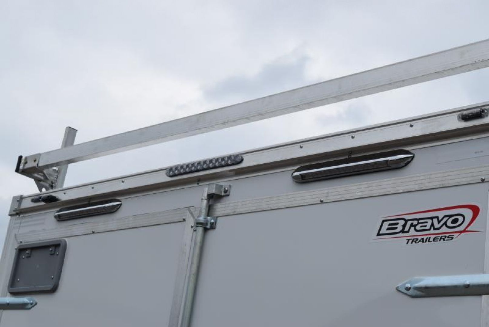New BRAVO STAR 8.5x16 PRO SERIES CONTRACTOR TRAILER w/ REAR DOUBLE DOORS