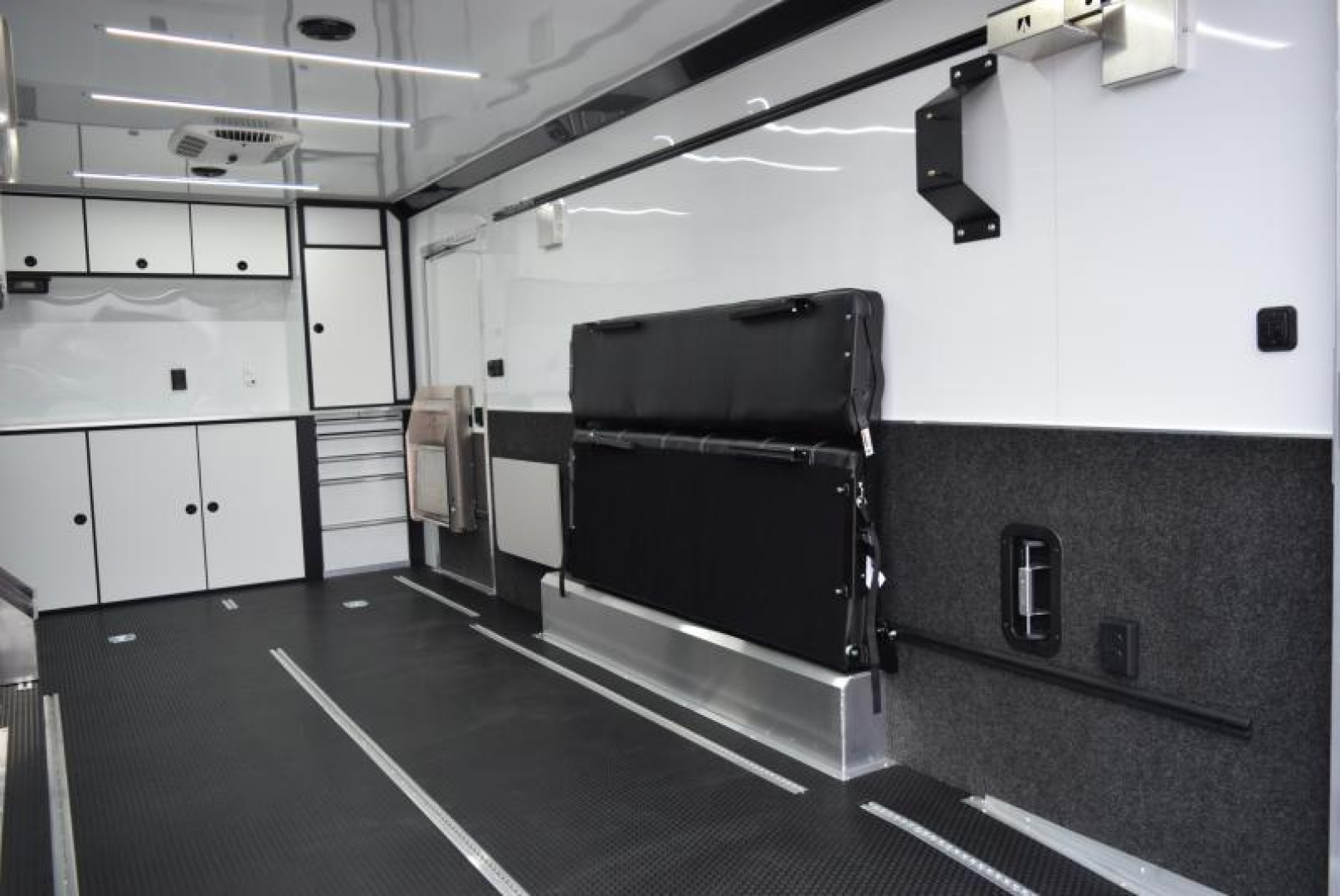 New ATC 8.5x20 ROM 550 RACE TRAILER