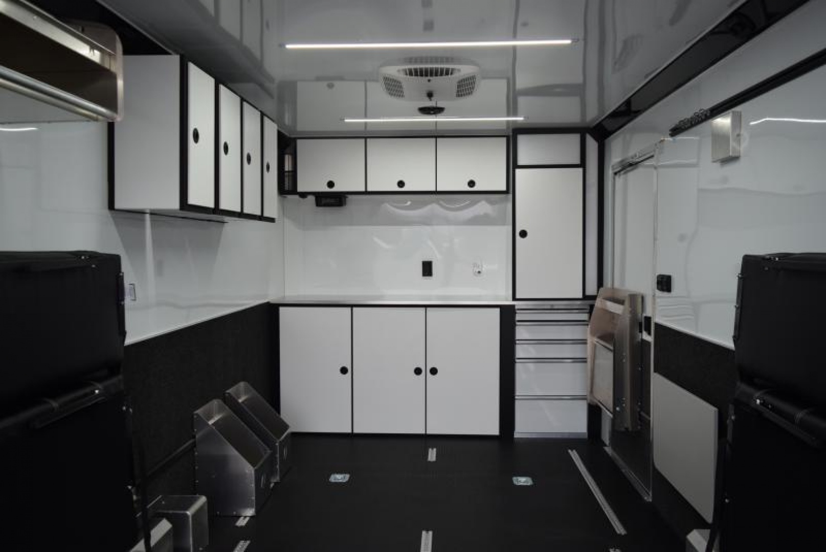 New ATC 8.5x20 ROM 550 RACE TRAILER
