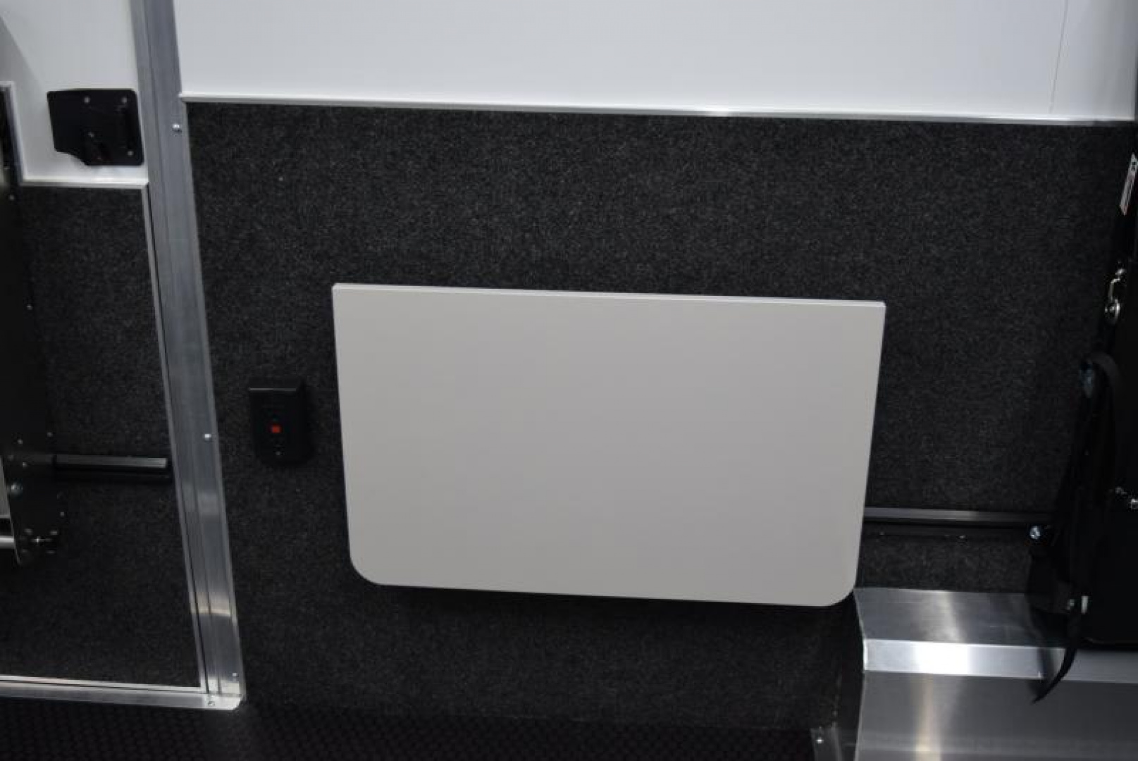 New ATC 8.5x20 ROM 550 RACE TRAILER