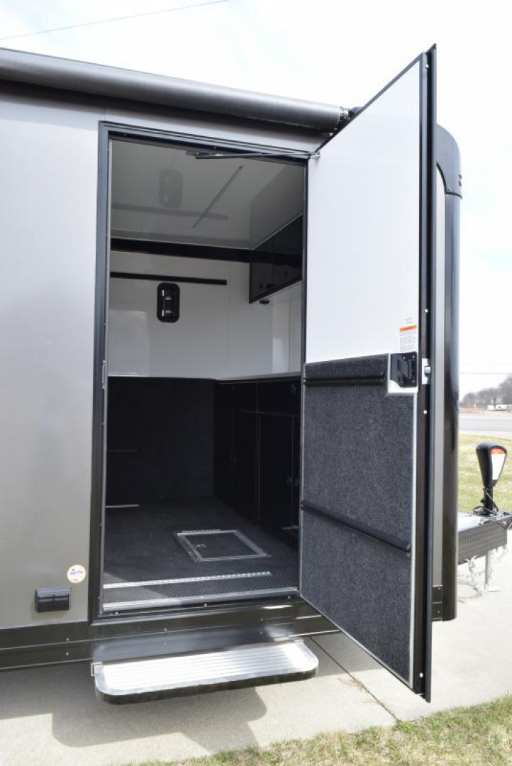 New ATC 8.5x24 ROM 550 PREMIER RACE TRAILER