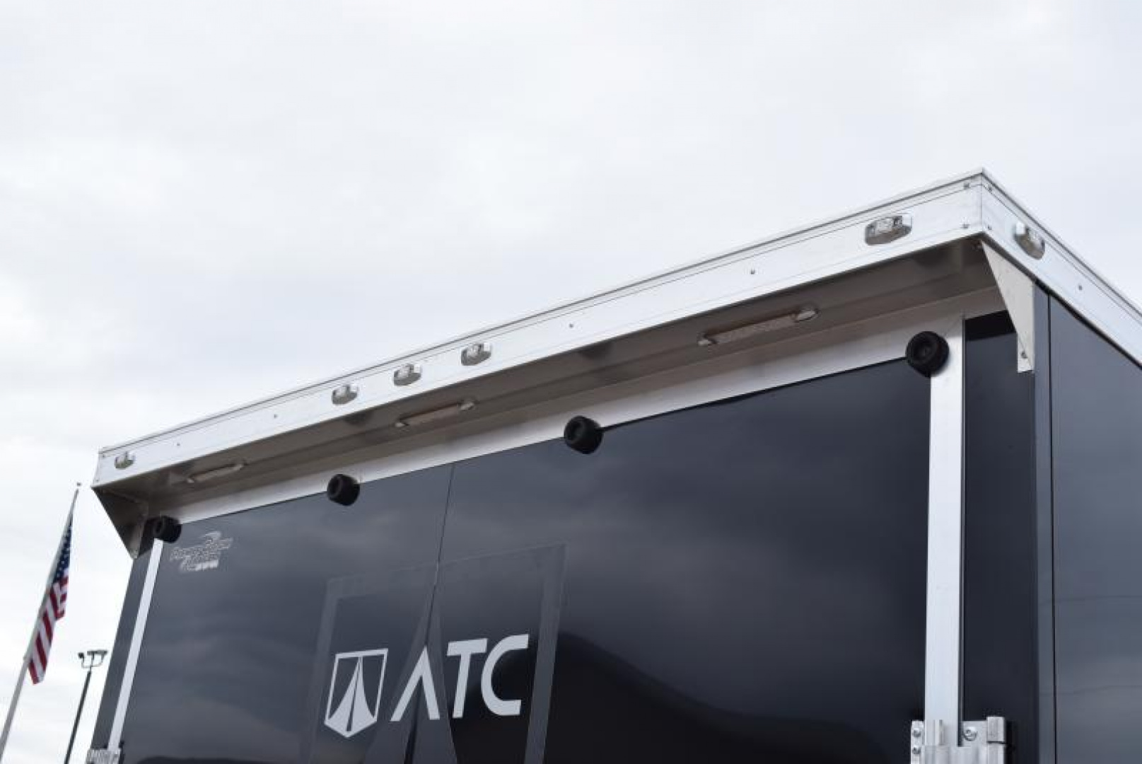 New ATC 8.5x20' ROM 400 CAR HAULER w/ PREMIUM ESCAPE DOOR