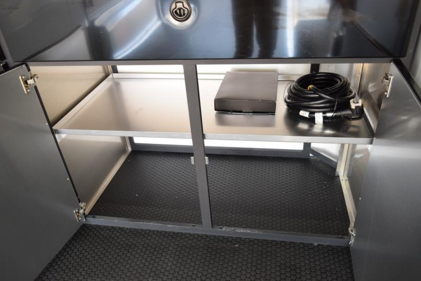 New ATC 8.5x24' ROM 400 CAR HAULER *PLUS PACKAGE* w/ PREMIUM ESCAPE DOOR