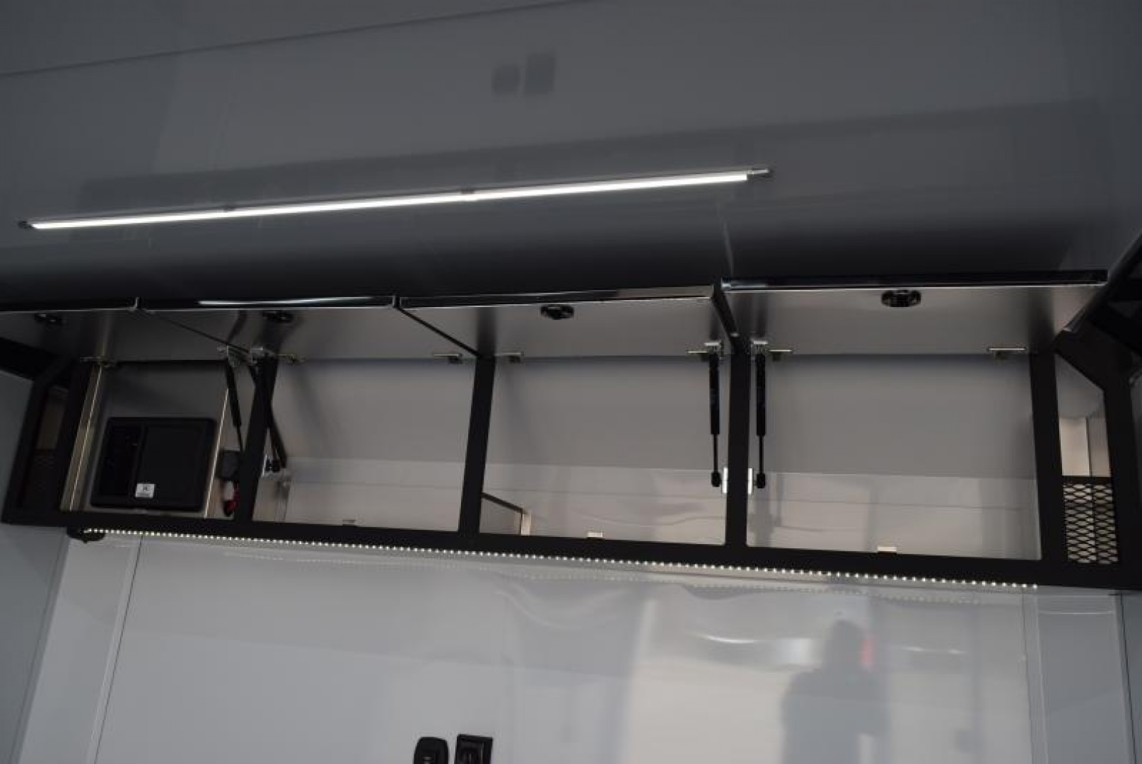 New ATC 8.5x24' ROM 400 CAR HAULER *PLUS PACKAGE* w/ PREMIUM ESCAPE DOOR