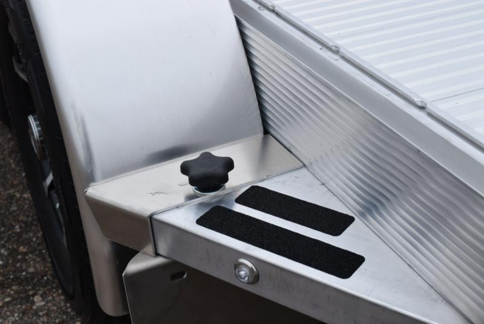 New SPORT HAVEN 20' PREMIUM TILT BED CAR HAULER - 7K GVWR