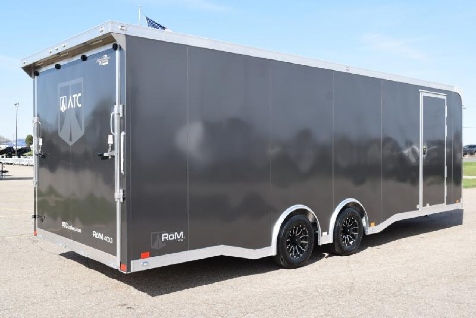 New ATC 8.5x24' ROM 400 CAR HAULER w/ PREMIUM ESCAPE DOOR