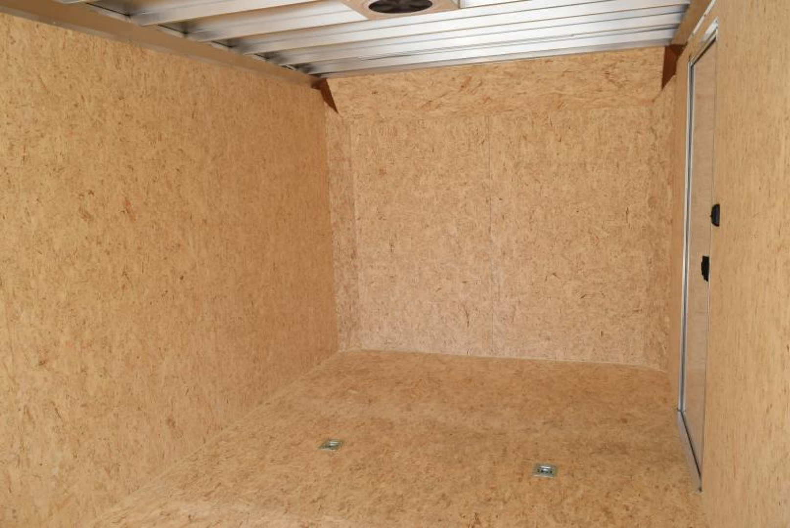 New ATC 8.5x24' ROM 400 CAR HAULER w/ PREMIUM ESCAPE DOOR