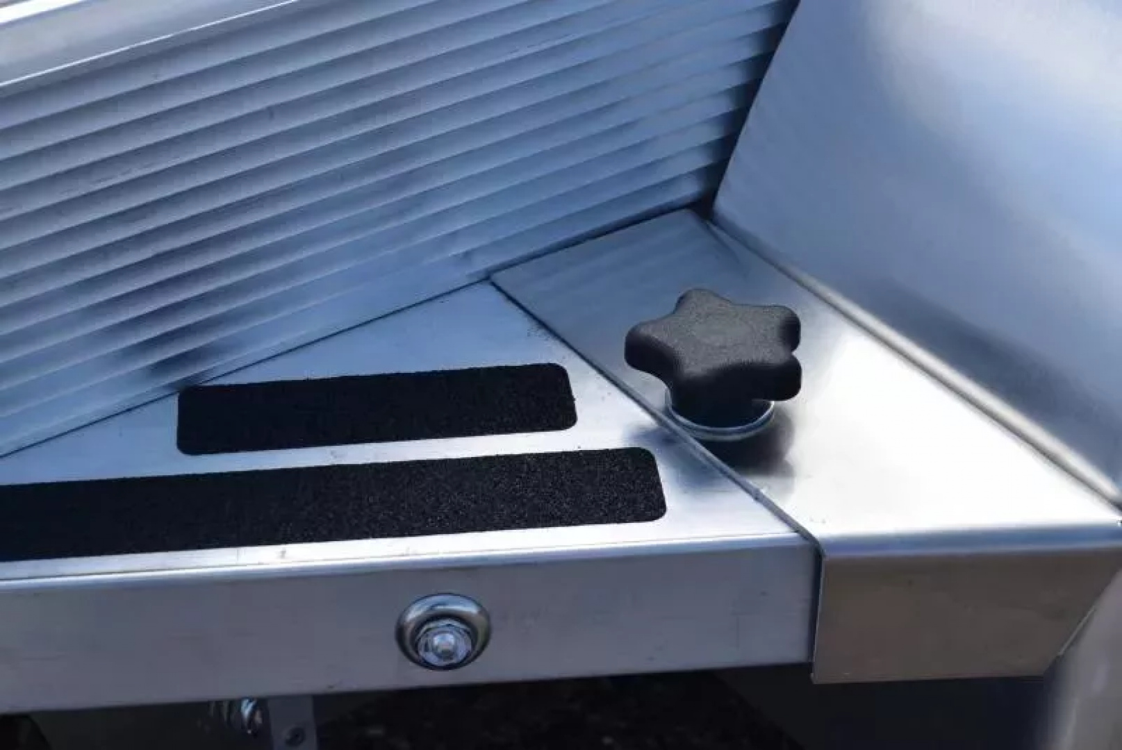 New SPORT HAVEN 18' PREMIUM TILT BED CAR HAULER - 7K GVWR