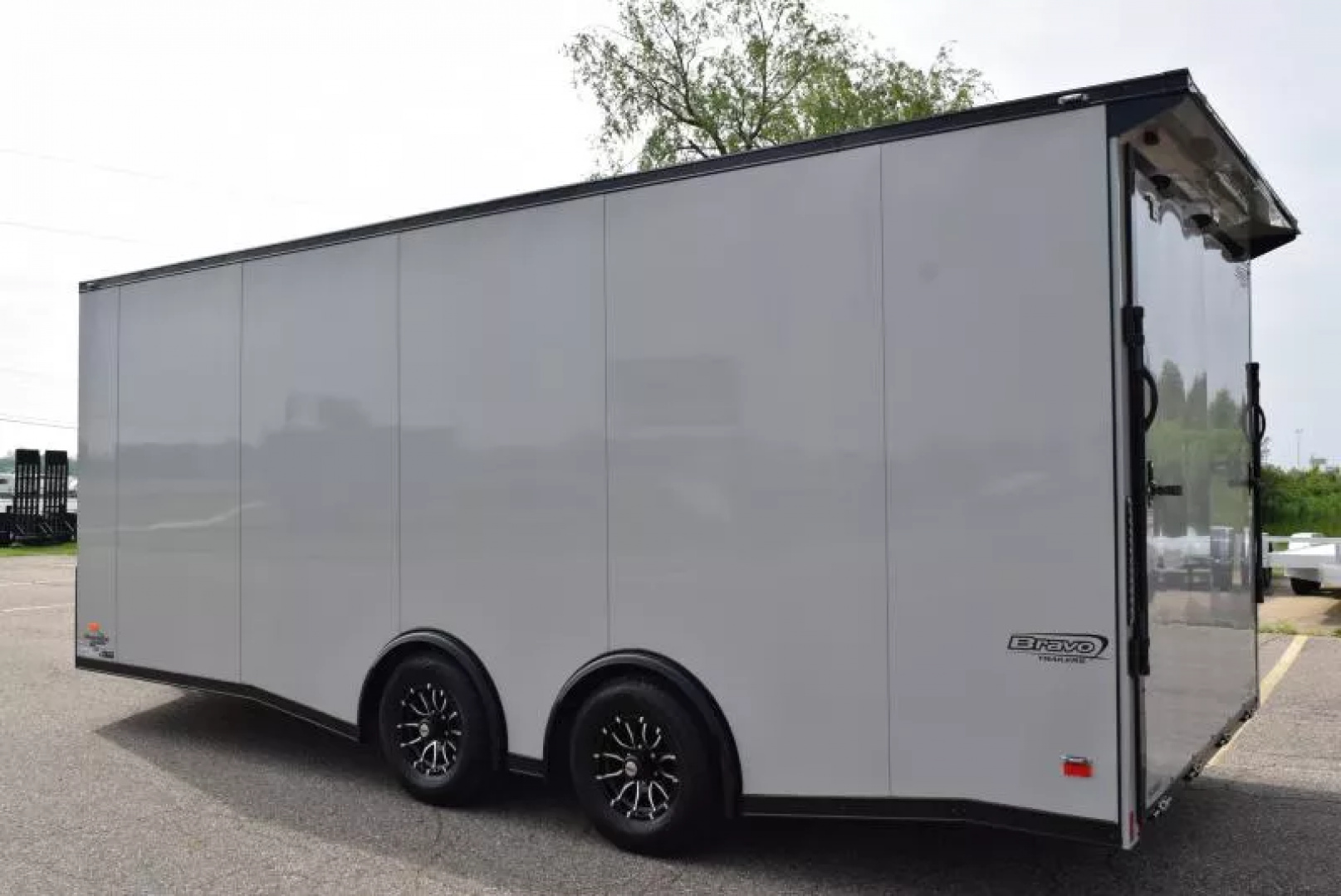 New BRAVO 8.5x20 SCOUT PERFORMANCE ENCLOSED RACE TRAILER *MIDNIGHT EDITION*