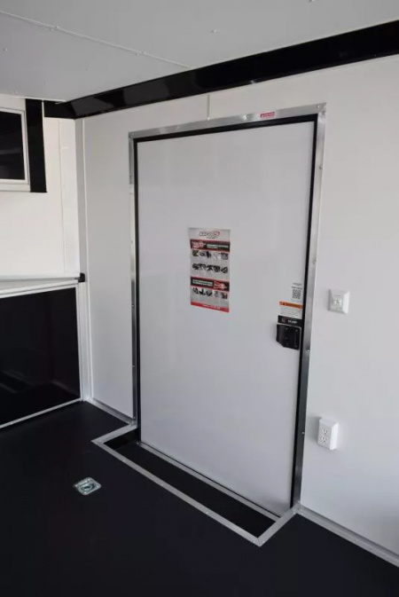 New BRAVO 8.5x20 SCOUT PERFORMANCE ENCLOSED RACE TRAILER *MIDNIGHT EDITION*