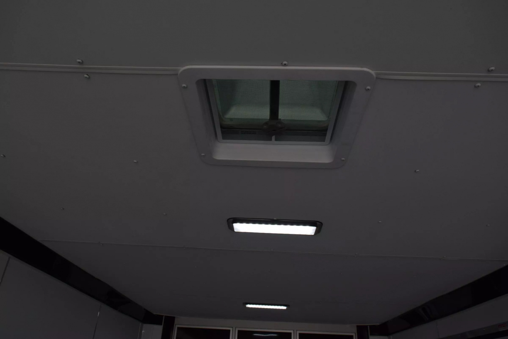 New BRAVO 8.5x24 SCOUT PERFORMANCE ENCLOSED RACE TRAILER *MIDNIGHT EDITION*