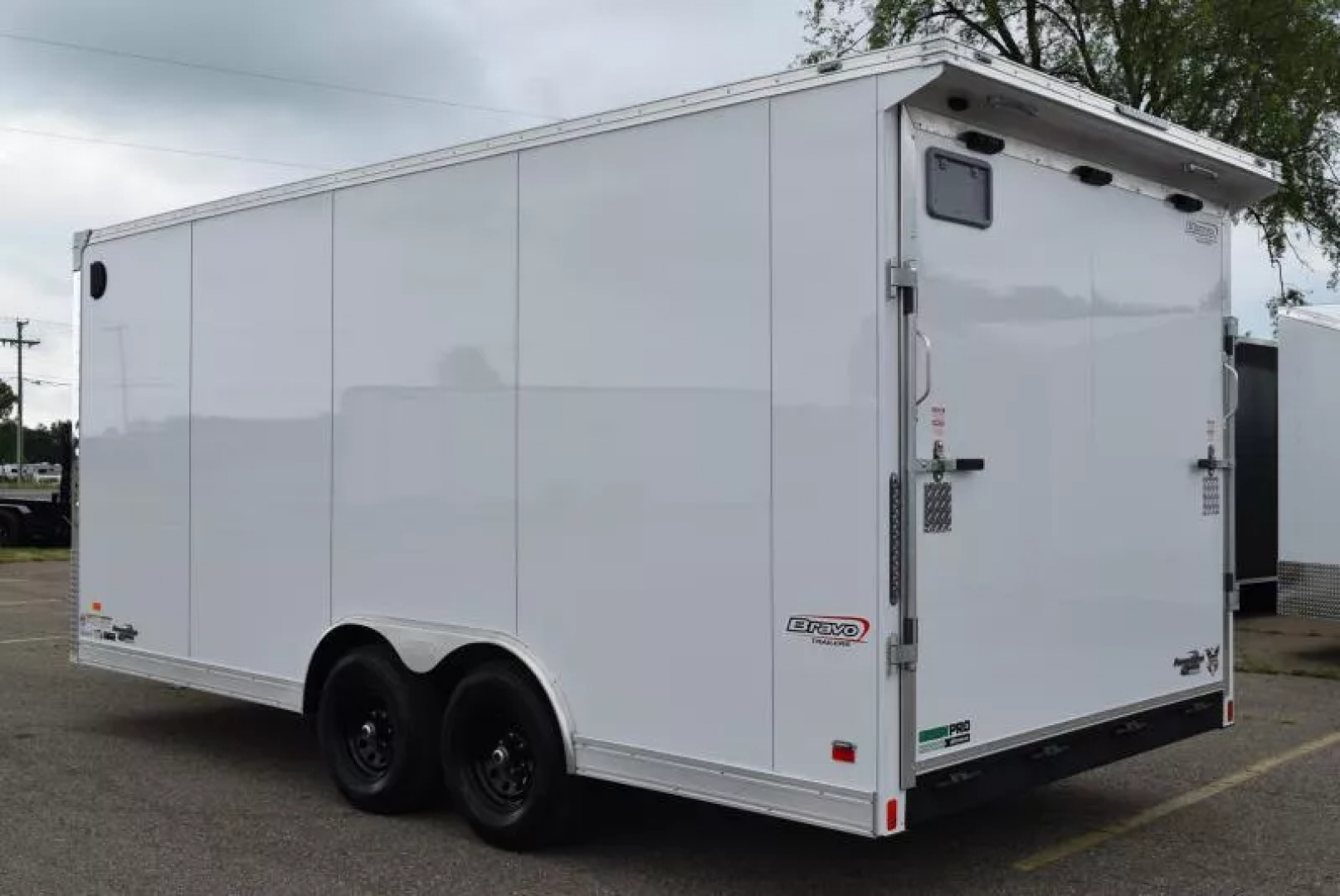 New BRAVO STAR 8.5x18 GREENPRO ENCLOSED LANDSCAPE CARGO TRAILER w/ POLYCOR EXTERIOR