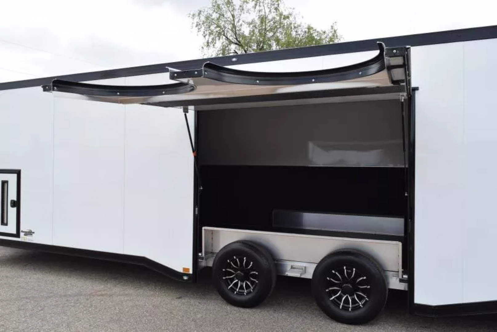 New ATC 8.5x28' ROM 400 RACE HAULER *PREMIER PACKAGE* w/ PREMIUM ESCAPE DOOR