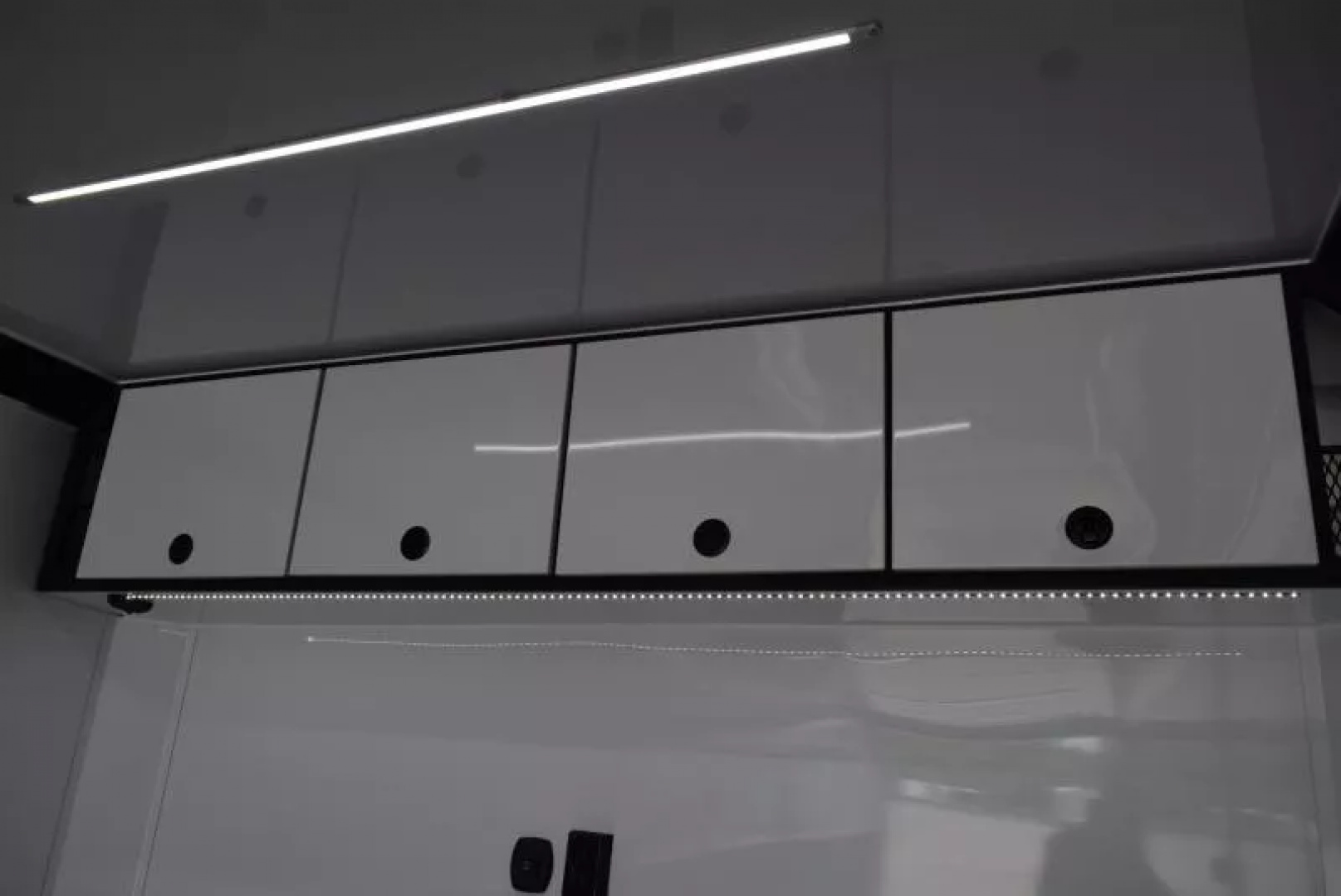 New ATC 8.5x28' ROM 400 RACE HAULER *PREMIER PACKAGE* w/ PREMIUM ESCAPE DOOR