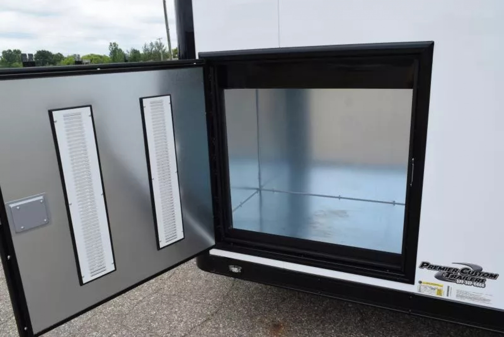 New ATC 8.5x28' ROM 400 RACE HAULER *PREMIER PACKAGE* w/ PREMIUM ESCAPE DOOR