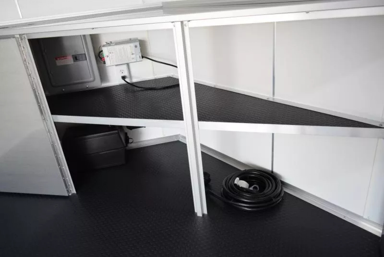 New BRAVO 8.5x24 SCOUT PERFORMANCE ENCLOSED RACE TRAILER
