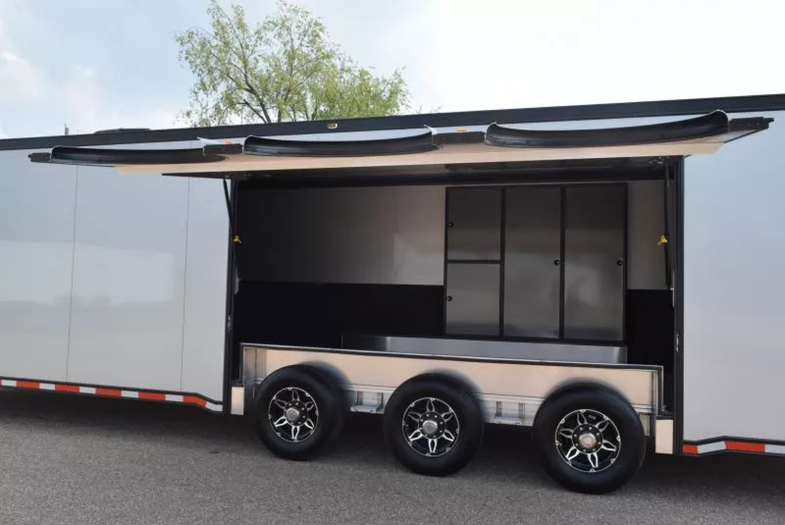 New INTECH 8.5x32 LITE SERIES ALL ALUMINUM RACE HAULER