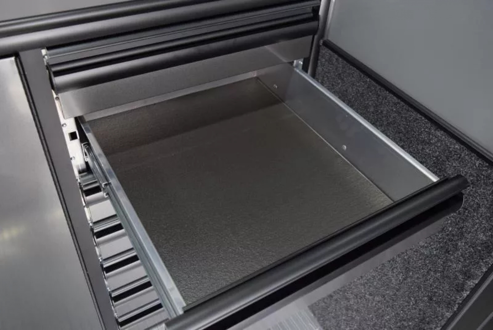 New INTECH 8.5x32 LITE SERIES ALL ALUMINUM RACE HAULER