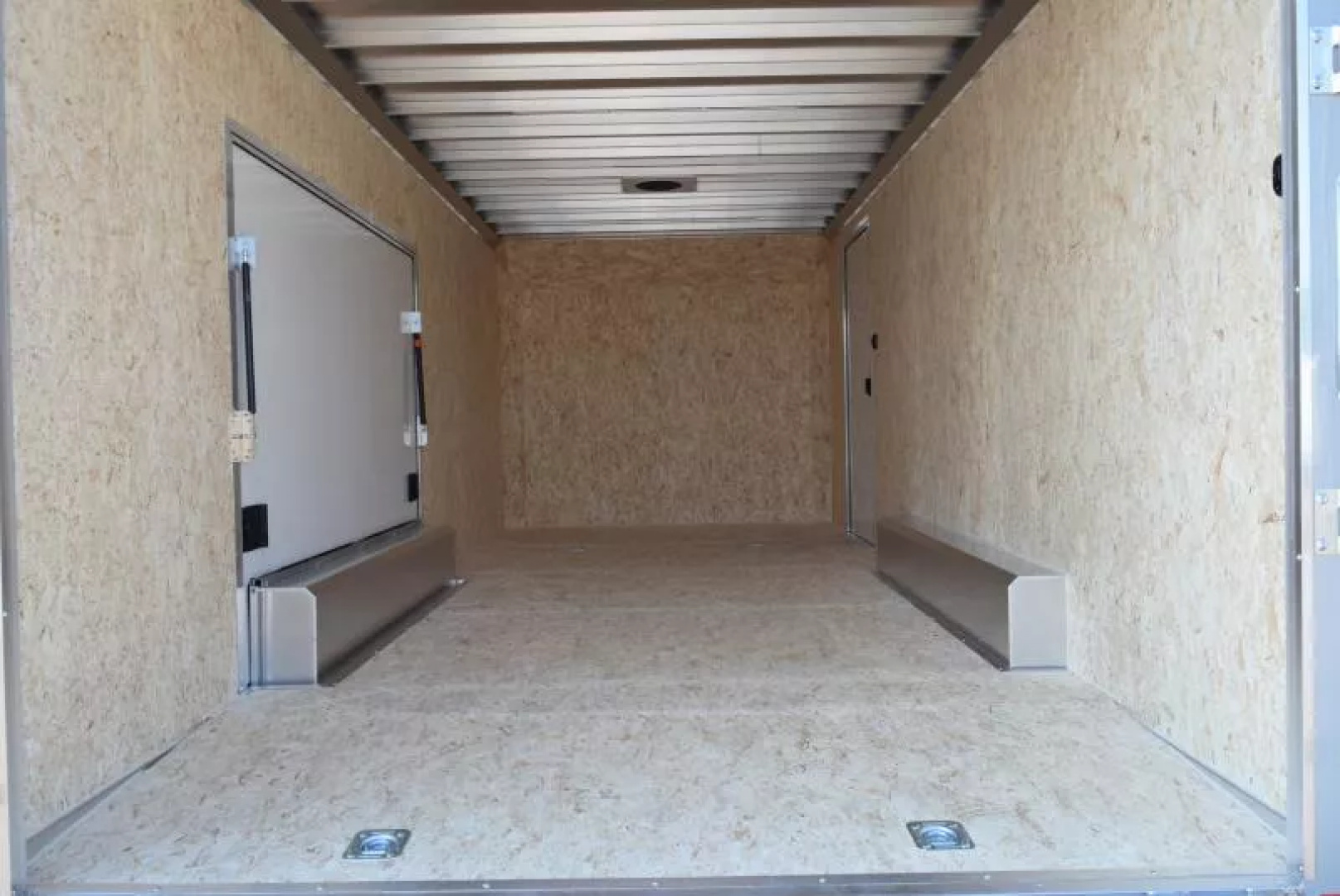 New ATC 8.5x20' ROM 400 CAR HAULER w/ PREMIUM ESCAPE DOOR