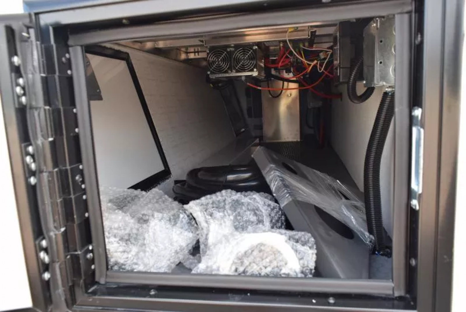 Used PRE-OWNED 2026 ATC PLA 550 2412 ALL ALUMINUM TOY HAULER - NEVER USED!!