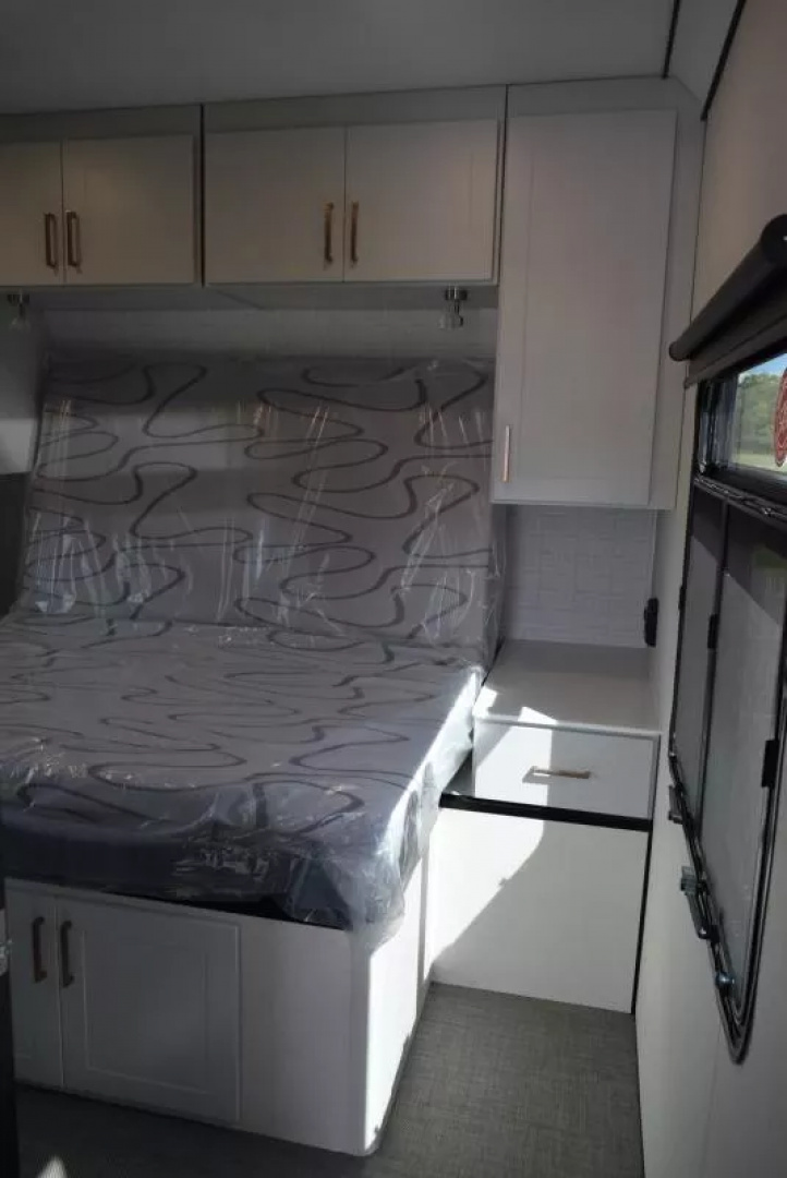 Used PRE-OWNED 2026 ATC PLA 550 2412 ALL ALUMINUM TOY HAULER - NEVER USED!!