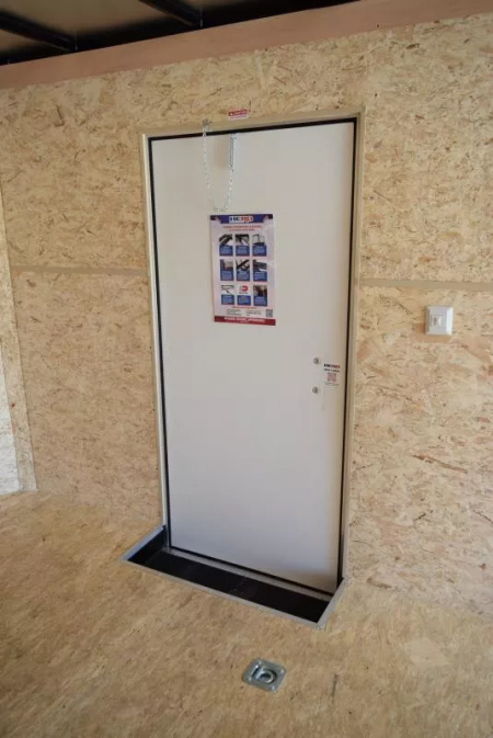 New BRAVO HERO 8.5x24 ENCLOSED CAR HAULER TRAILER - 10k GVWR - .080 POLYCOR EXTERIOR