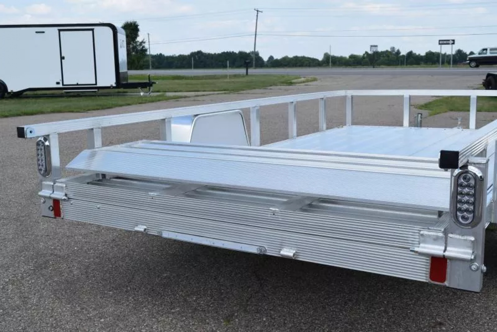 New SPORT HAVEN 6x12 DELUXE SERIES UTILITY TRAILER w/ BI-FOLD RAMP GATE
