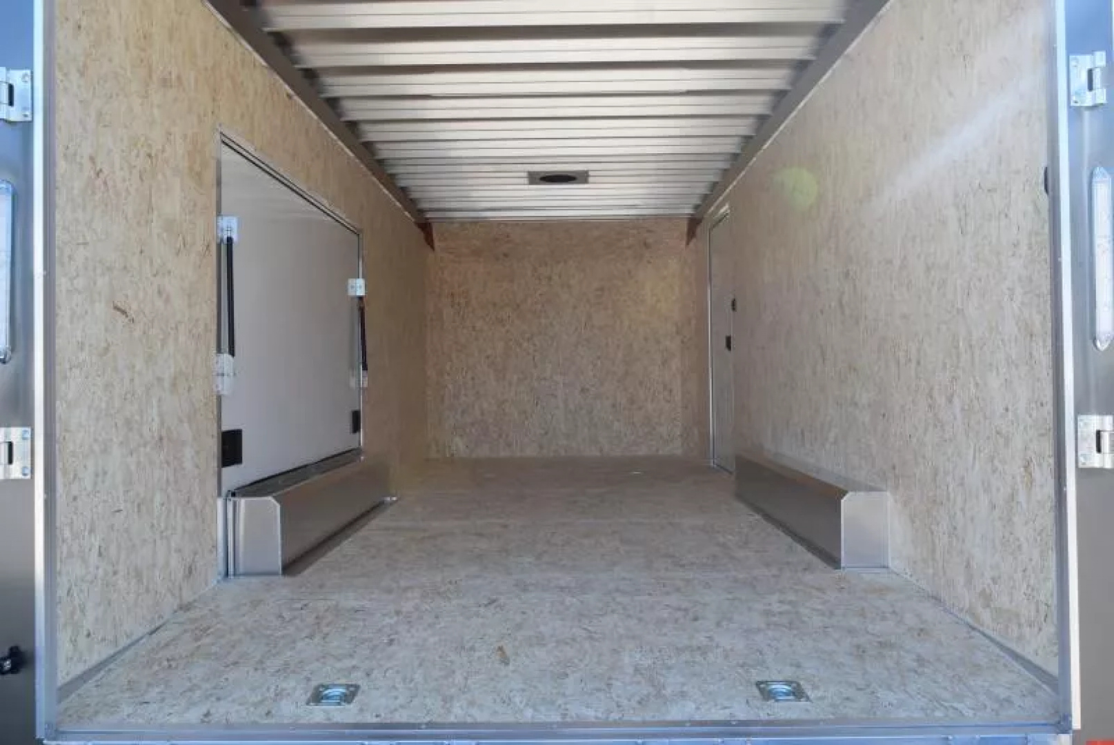 New ATC 8.5x20' ROM 400 CAR HAULER w/ PREMIUM ESCAPE DOOR