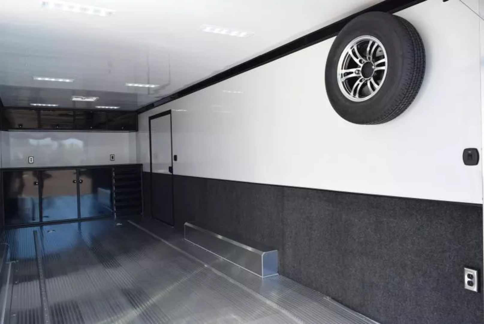 New INTECH 8.5x24 LITE SERIES ALL ALUMINUM RACE HAULER