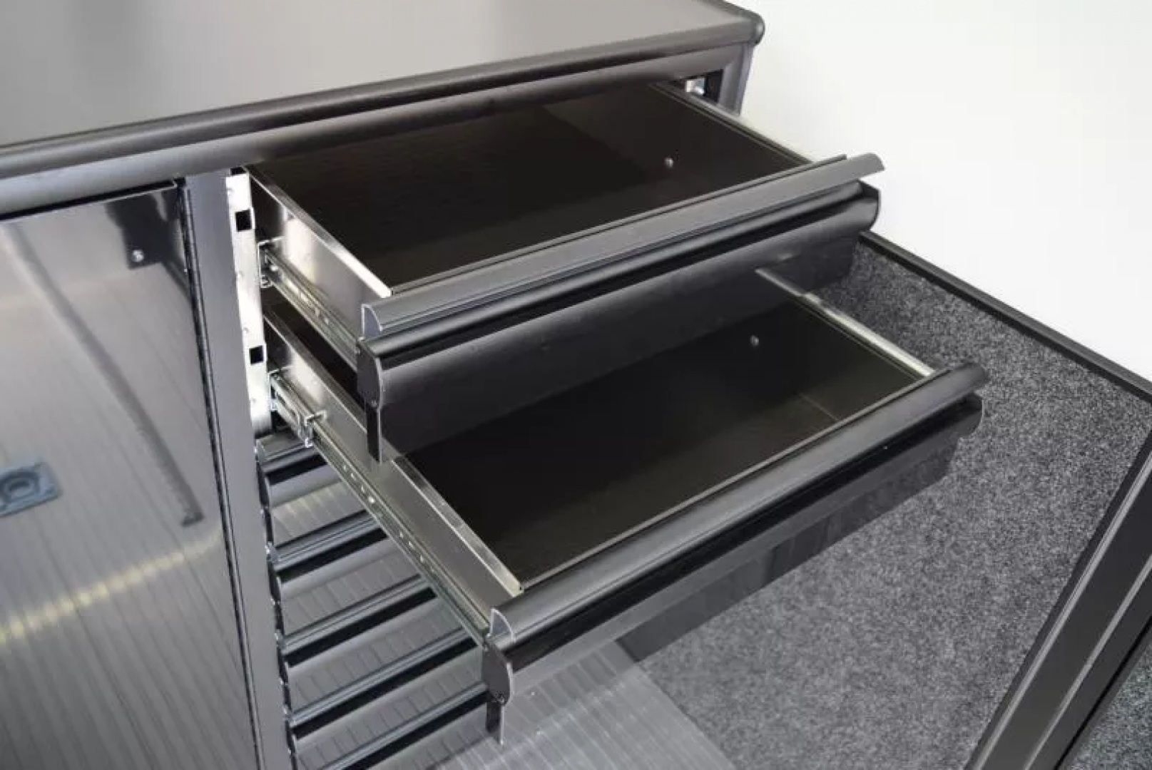 New INTECH 8.5x24 LITE SERIES ALL ALUMINUM RACE HAULER