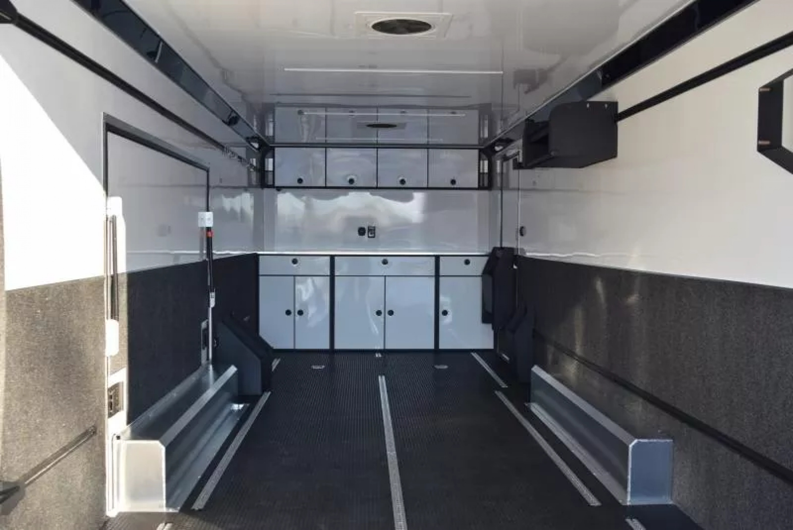New ATC 8.5x24 ROM 550 PLUS PACKAGE RACE TRAILER