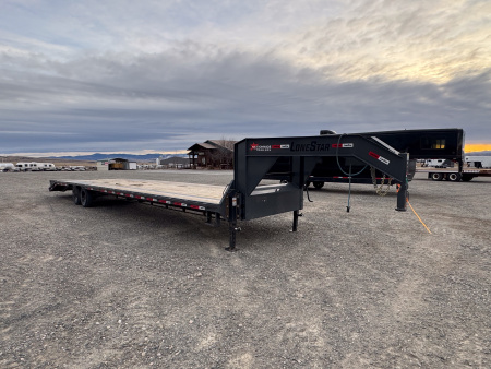 Used 2023 LoneStar Trailer 40' GN FLATBED (14k GVW)