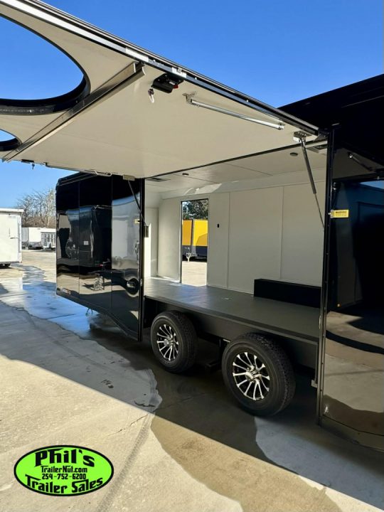New Haulmark 8.5X24 RACE TRAILER FULL ESCAPE DOOR WITH REMOVABLE FENDER TORSION SPREAD AXLES Car / Racing Trailer ENCLOSED CAR HAULER