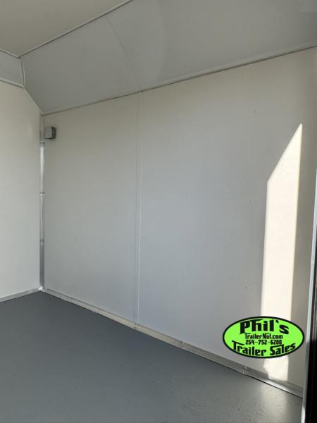 New Haulmark 8.5X24 RACE TRAILER FULL ESCAPE DOOR WITH REMOVABLE FENDER TORSION SPREAD AXLES Car / Racing Trailer ENCLOSED CAR HAULER