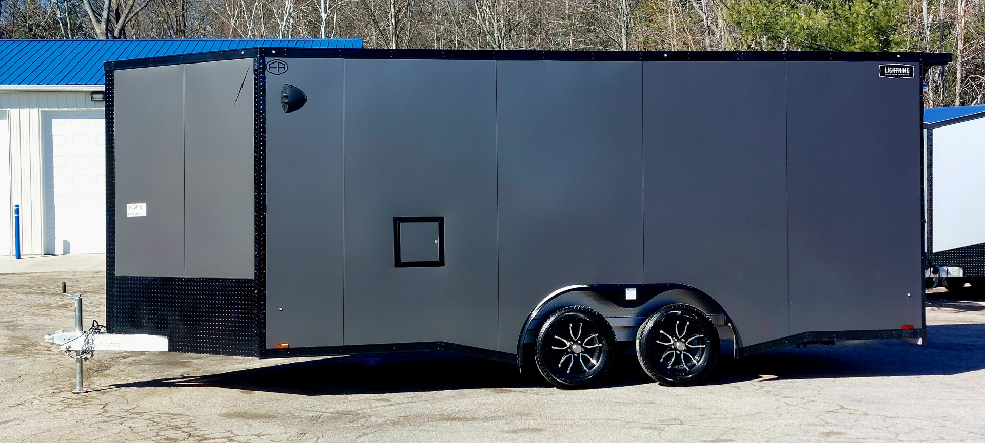 New 8 X 18 SNOWMOBILE/CAR HAULER/ENCLOSED 18' BOX + 4' V NOSE ALL ALUMINUM LIGHTNING