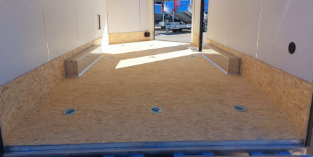 New 8 X 18 SNOWMOBILE/CAR HAULER/ENCLOSED 18' BOX + 4' V NOSE ALL ALUMINUM LIGHTNING