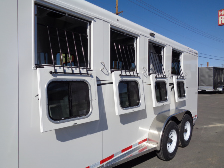 New 2026 Trails West ADVENTURE MX GN 4H Horse Trailer