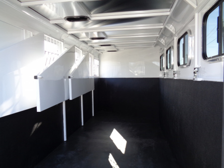 New 2026 Trails West ADVENTURE MX GN 4H Horse Trailer