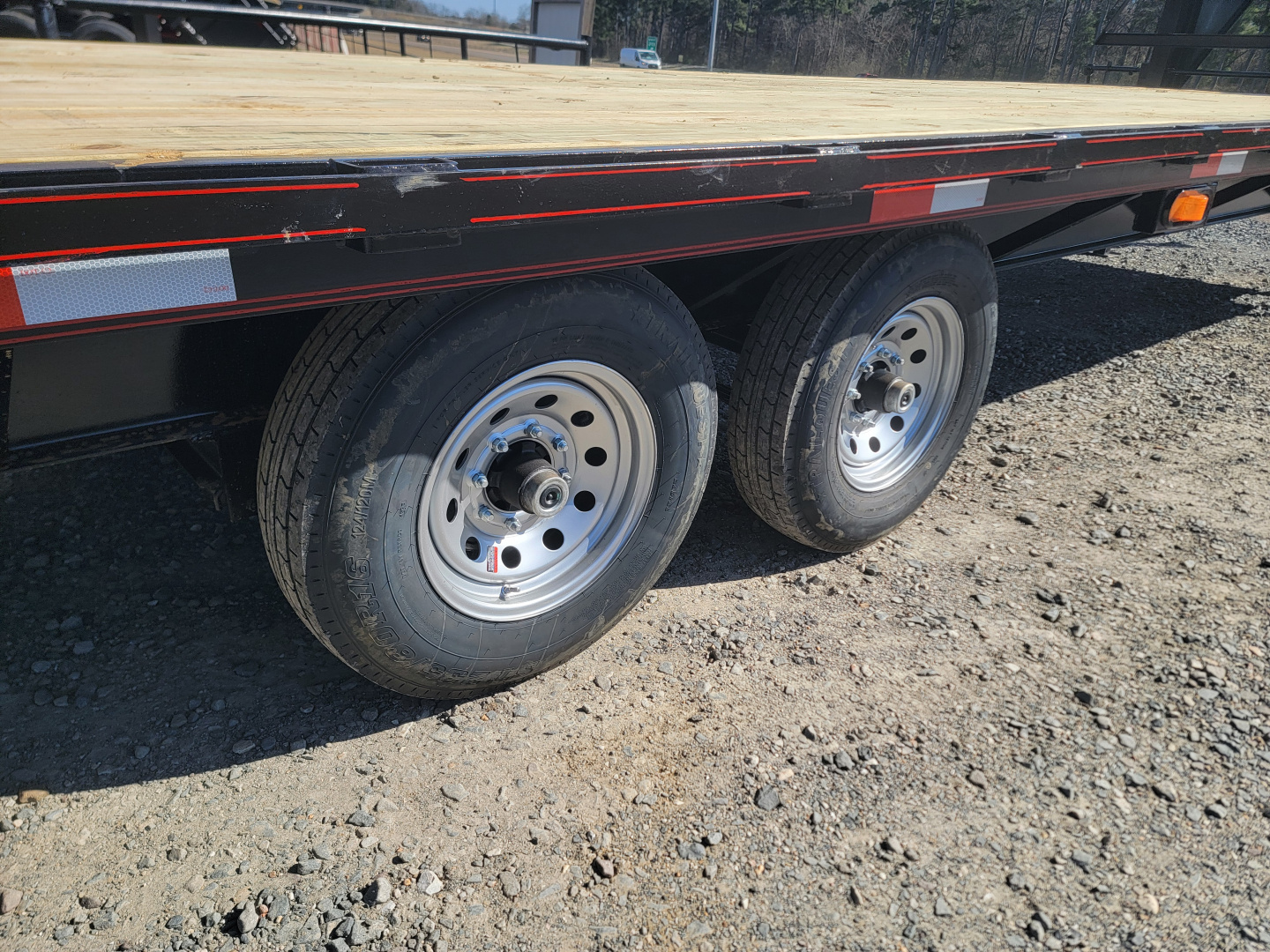 New 2026 Double A 28' X 102" Deckover Gooseneck w/ Mega Ramps Equipment Trailer