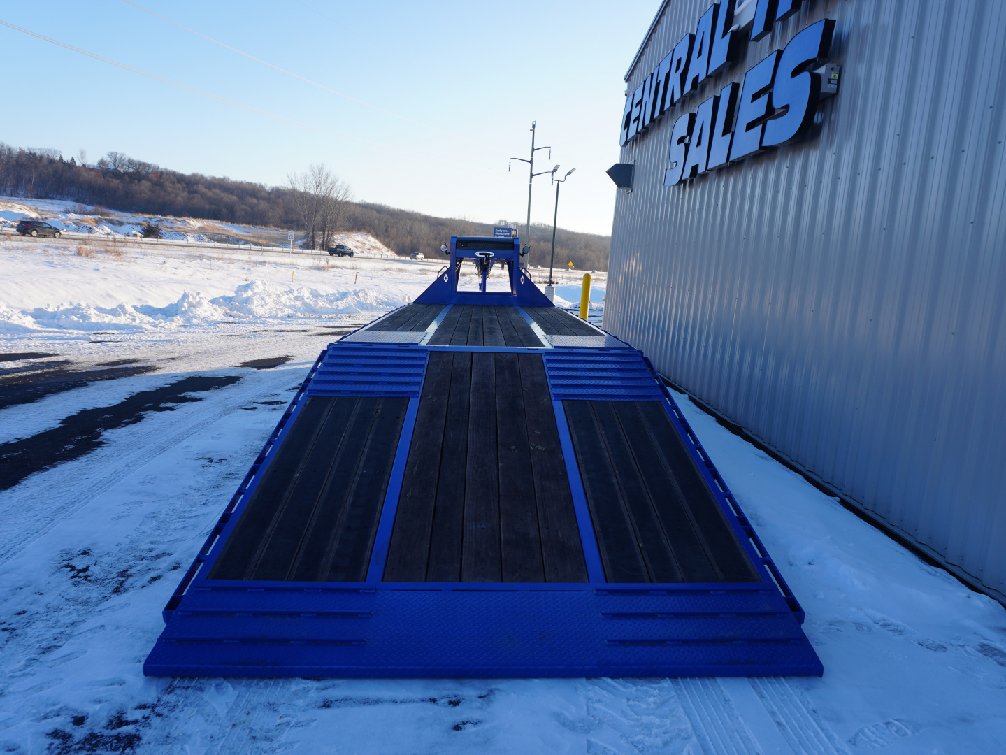 Used 2024 Diamond C Trailers 35' Gooseneck Deckover Flatbed Trailer