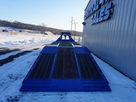 Used 2024 Diamond C Trailers 35' Gooseneck Deckover Flatbed Trailer