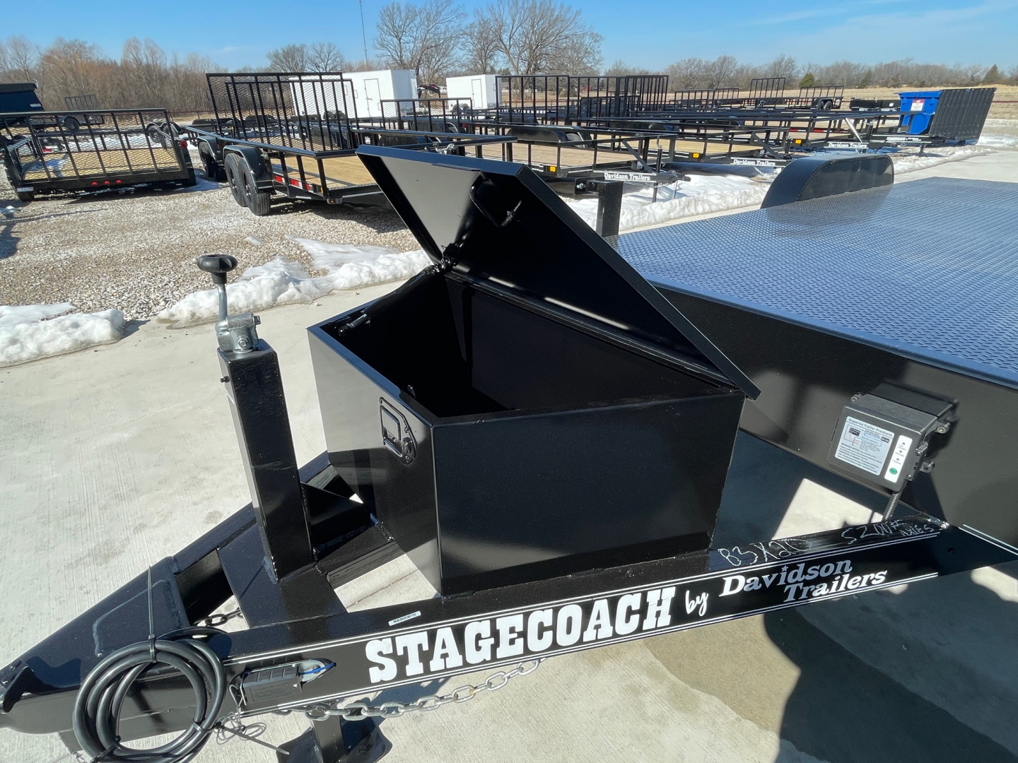 New 2026 DAVIDSON 83X20 TANDEM (2)AXLE STEEL FLOOR CAR HAULER W/5200# AXLES