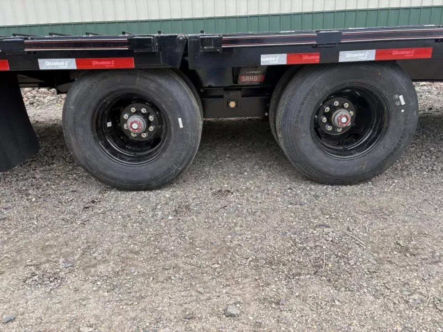 New 2026 35' Diamond C FMAX212 Gooseneck Trailer - Hyd Dove