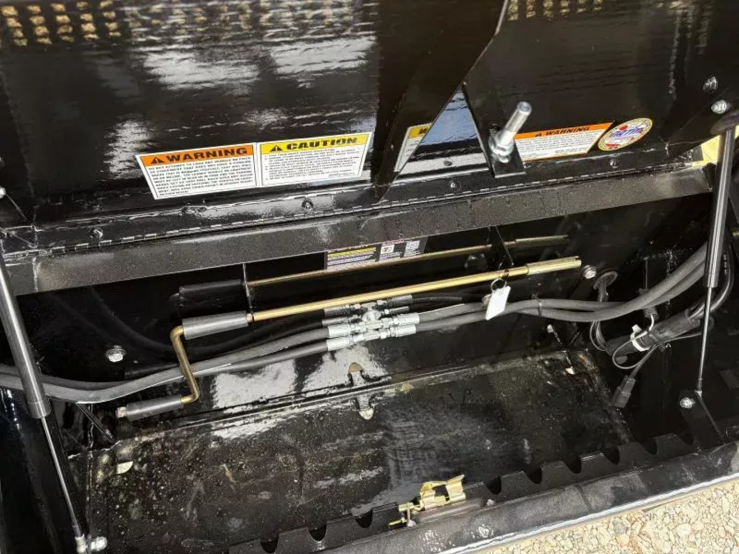 New 2026 35' Diamond C FMAX212 Gooseneck Trailer - Hyd Dove