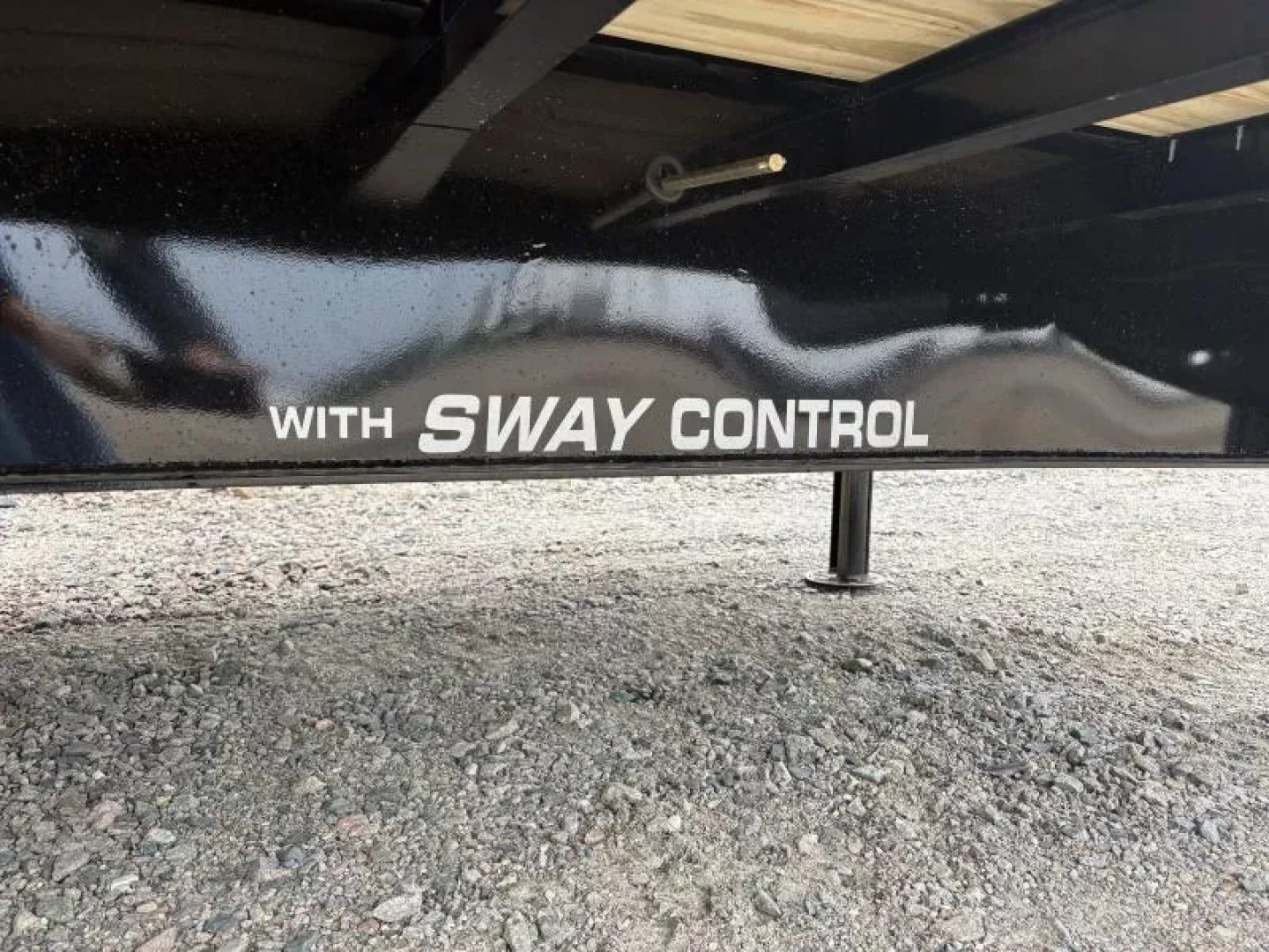 New 2026 35' Diamond C FMAX212 Gooseneck Trailer - Hyd Dove