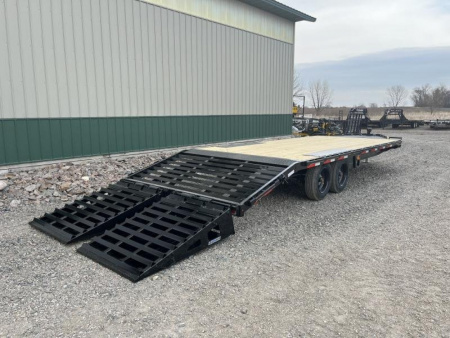 New 2026 24' 18k Diamond C Flatbed Deckover Trailer