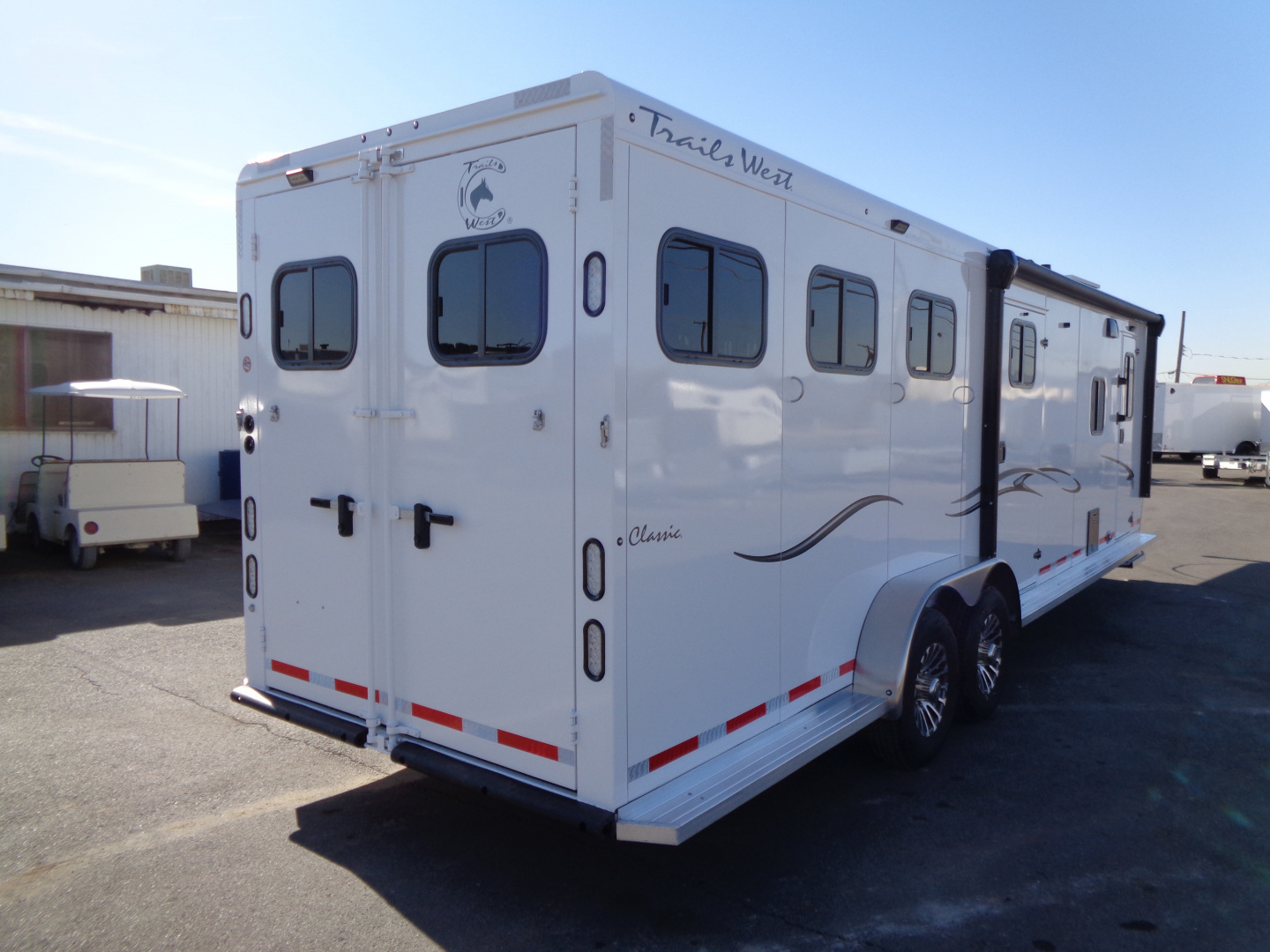 New 2026 Trails West * CLASSIC GN LQ 3-H 1212 * Classic LQ 3-Horse 1212 Side Tack GN Horse Trailer W/ Slide Out